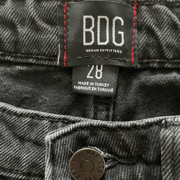 URBAN OUTFITTERS Black Denim Jean - Picture 1 of 6